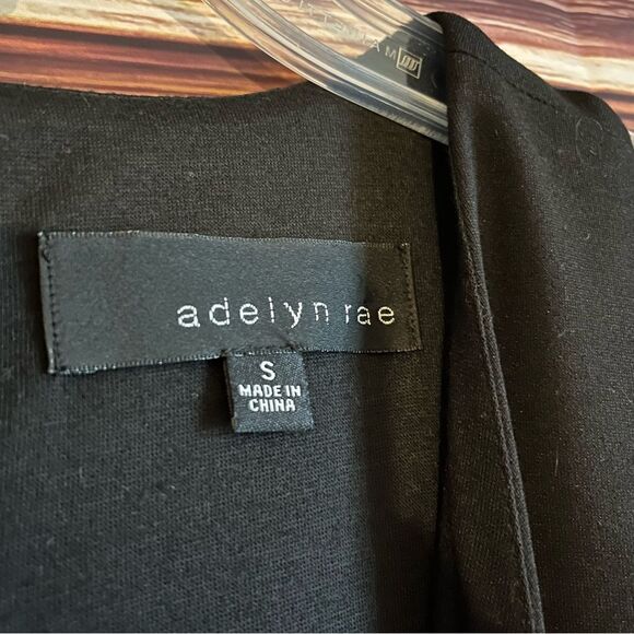 Adelyn Rae Black Dress. Size Small. RN: 112282. - Picture 4 of 9